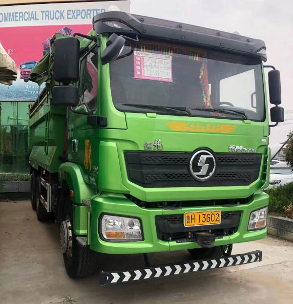 二手側(cè)翻自卸車半掛車的使用優(yōu)勢