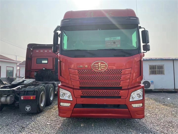 二手解放牽引車(chē)頭