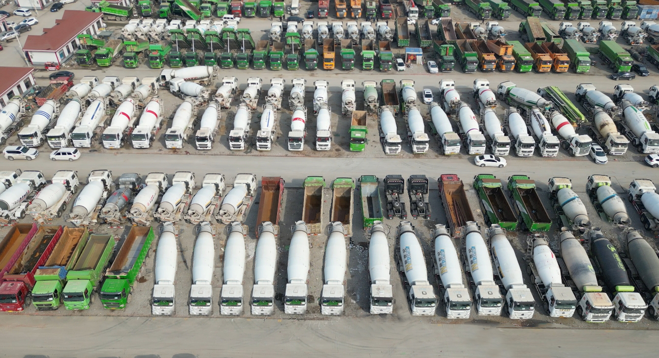 二手?jǐn)嚢柢囀袌?chǎng)實(shí)景