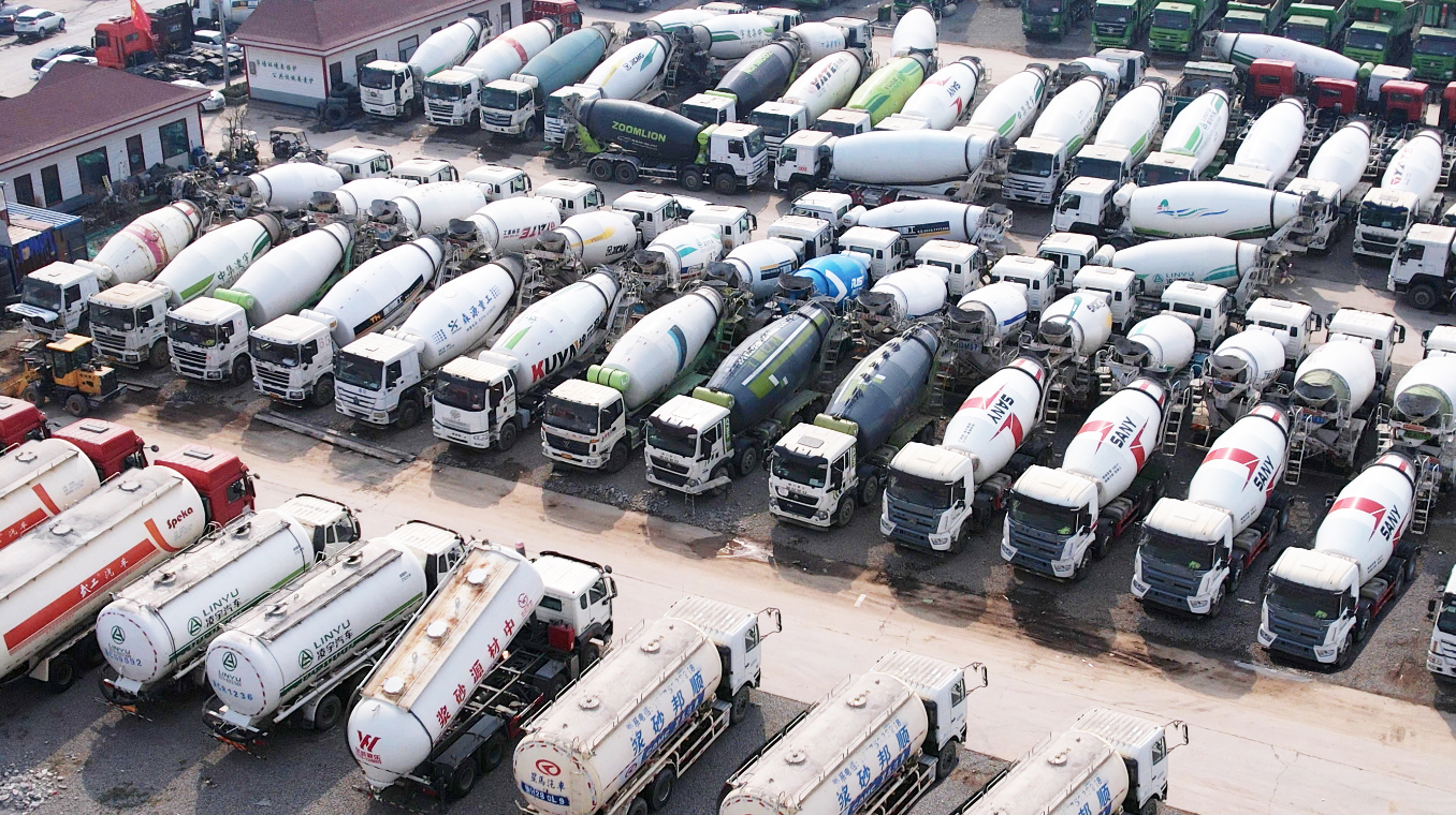 梁山二手車實(shí)景|華通市場(chǎng)實(shí)景