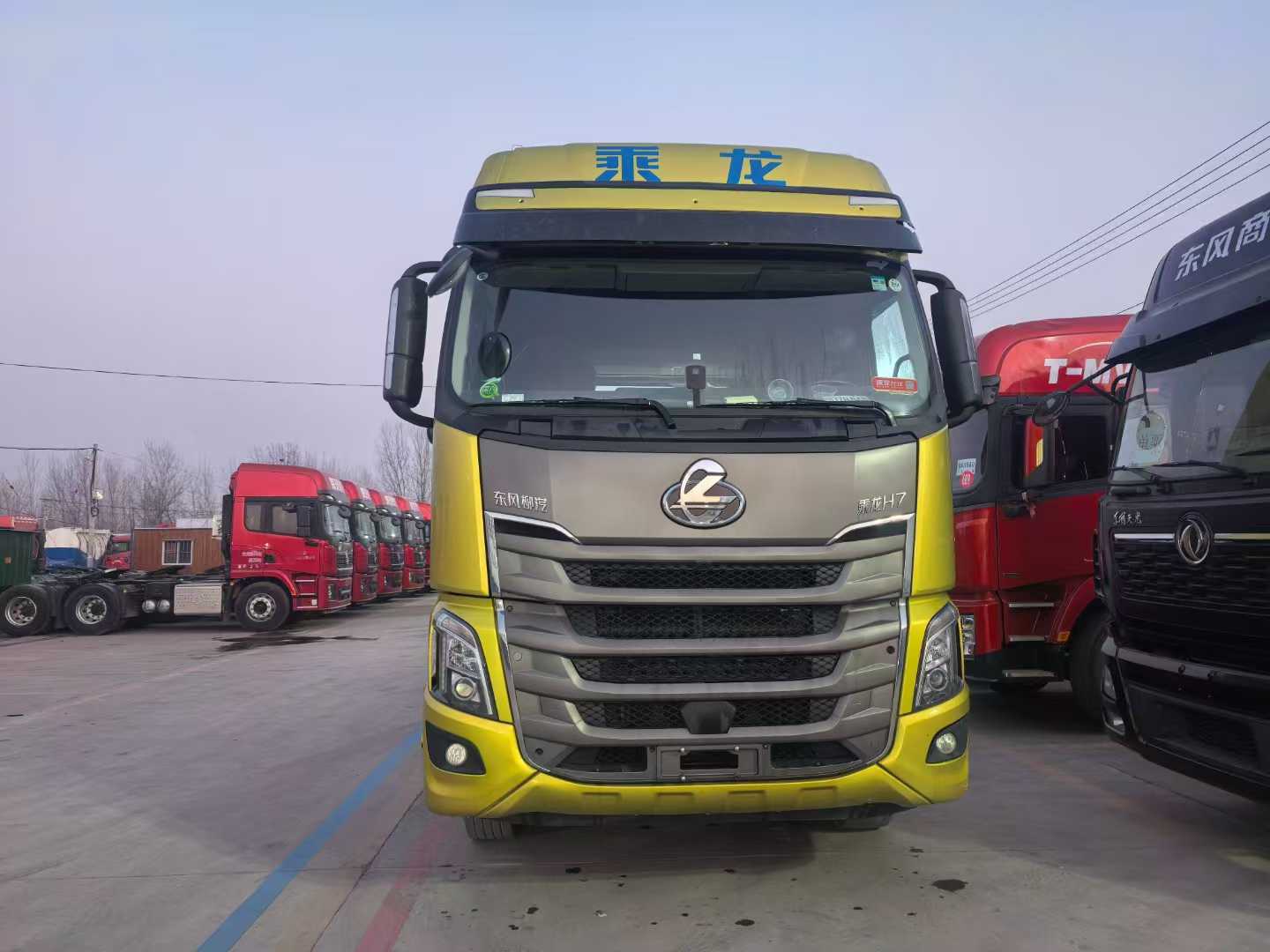 二手乘龍H7牽引車市場(chǎng)新寵：23年3月款520馬力國(guó)六車型熱銷